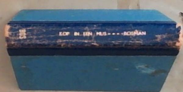 Kop in Een Mus